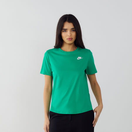 NIKE TEE SHIRT CLUB GROEN/WIT DAMES