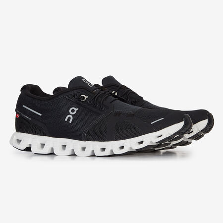 ON RUNNING CLOUD 5 ZWART/WIT HEREN