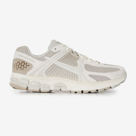 NIKE zoom vomero ZOOM VOMERO 5 BEIGE HEREN