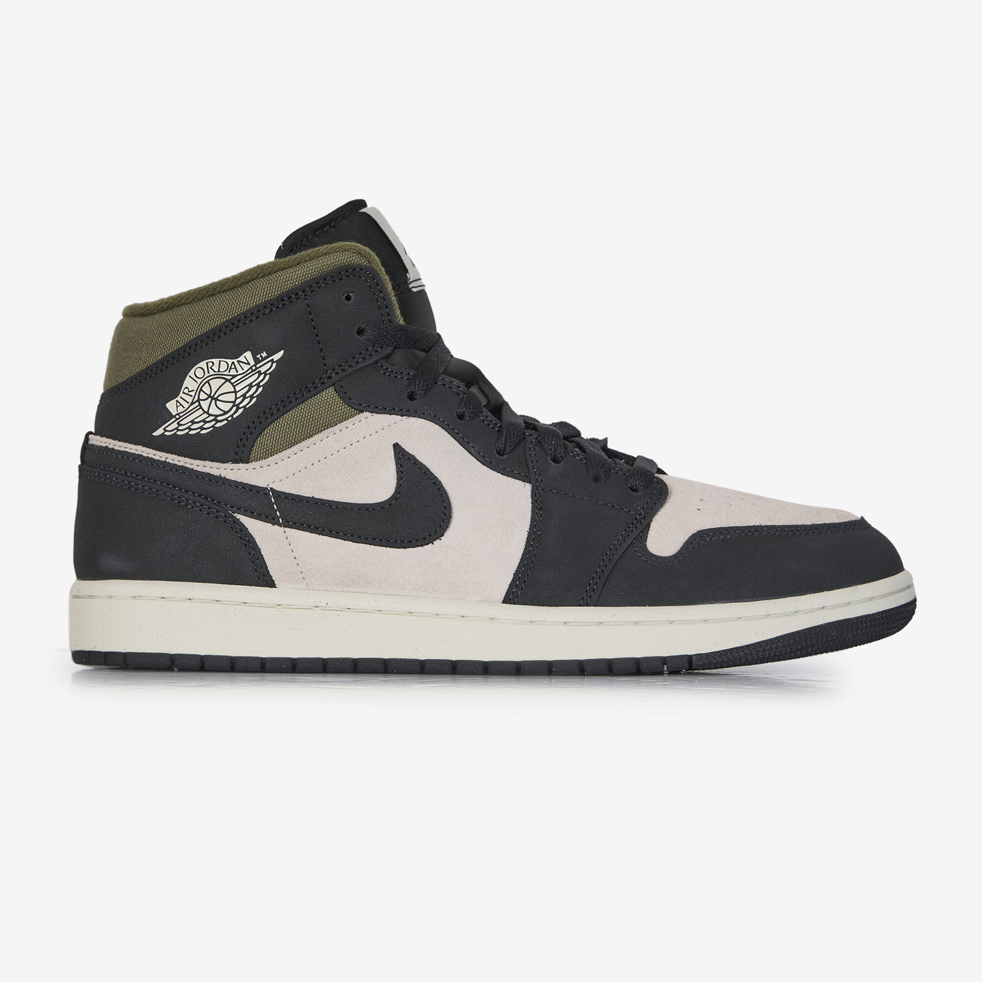 jordan 1 mid se sneaker