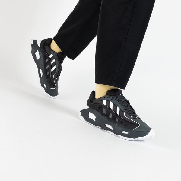 ADIDAS ORIGINALS OZNOVA ZWART ZWART SNEAKERS HEREN Courir