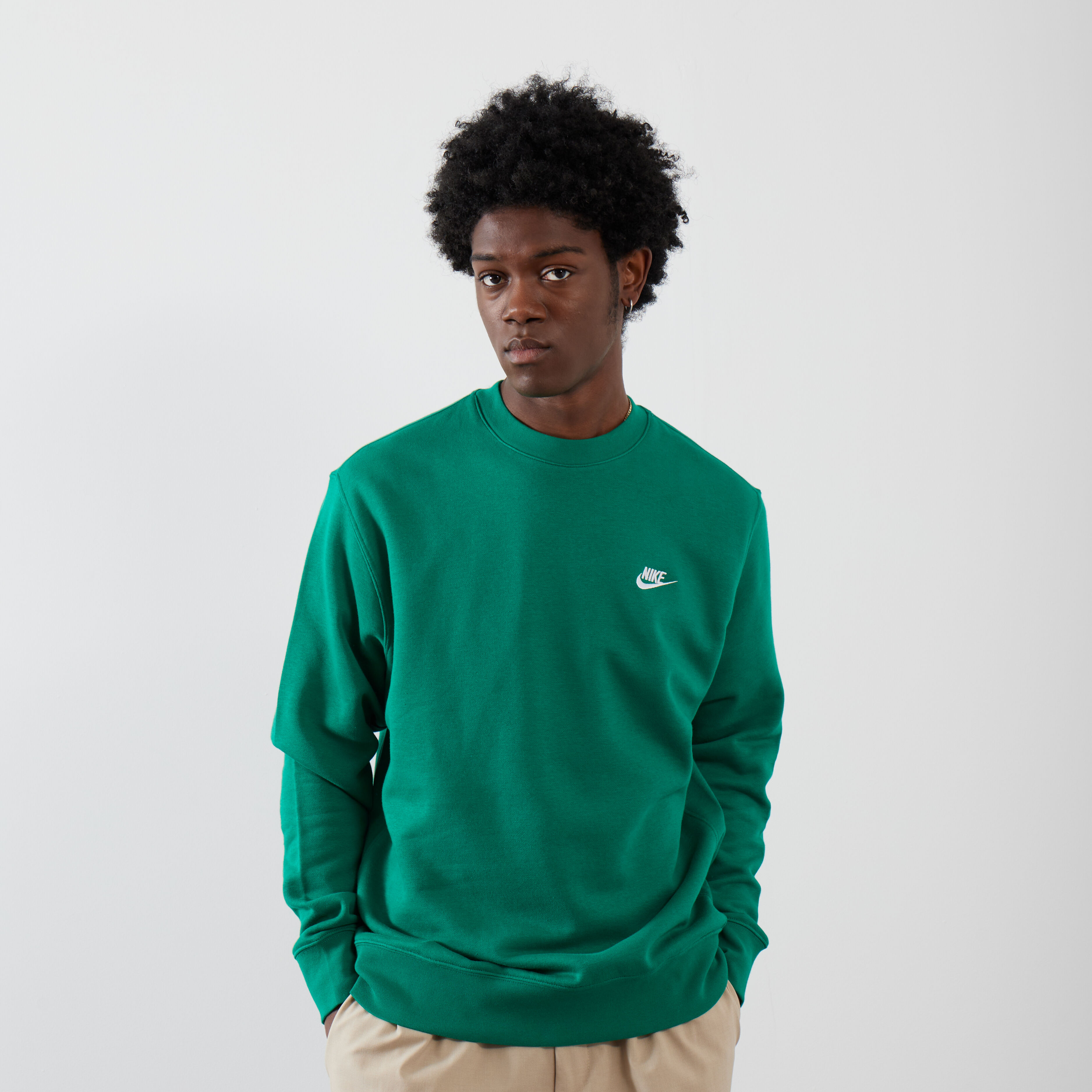 NIKE SWEAT CREW CLUB VERT TRUI HEREN Courir