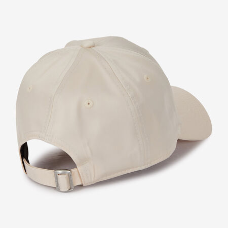 NEW ERA 9FORTY WOMEN NY SATIN BEIGE HEREN