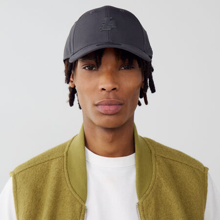 NEW ERA 9FORTY LAKERS PIN GRIJS HEREN