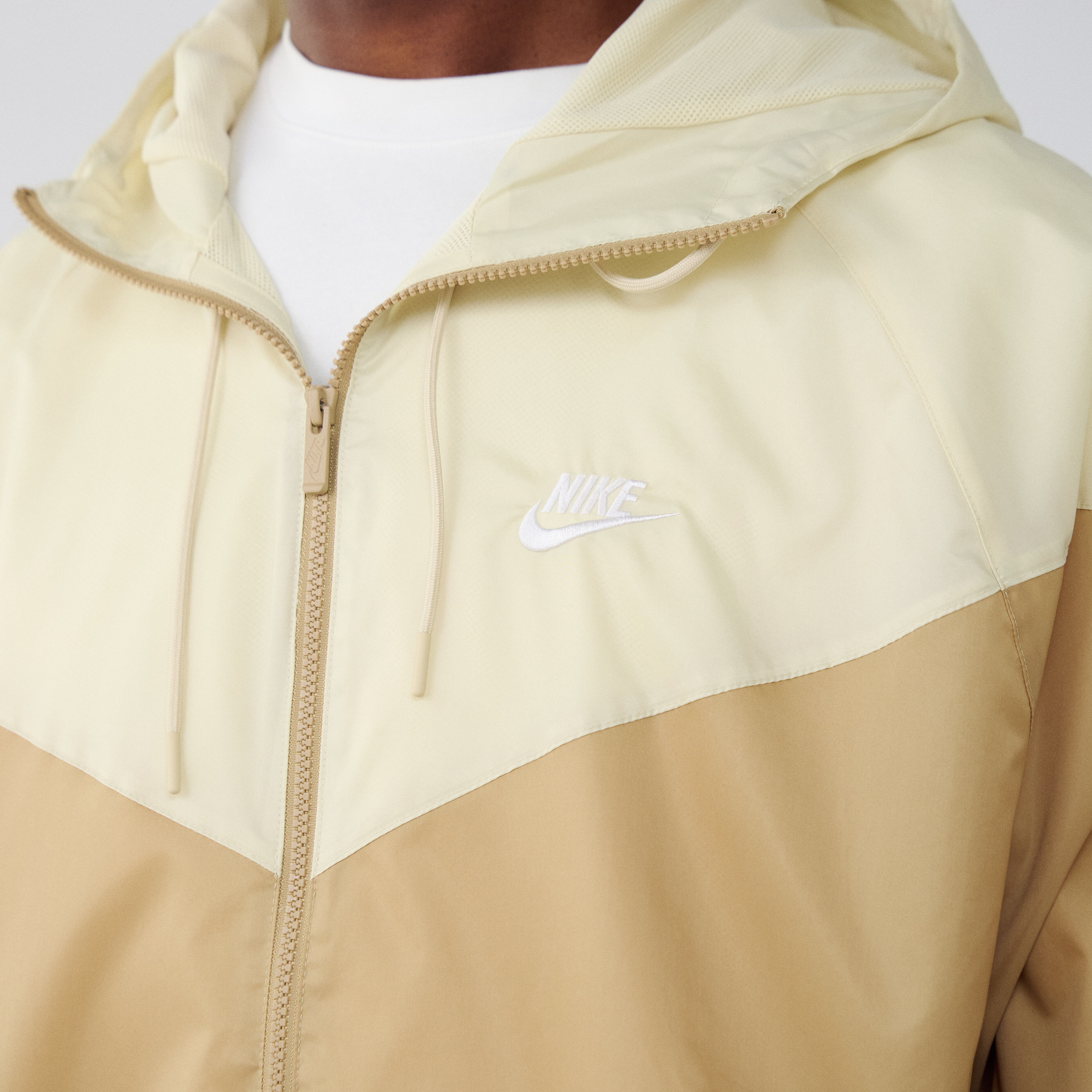 nike outlet windbreaker