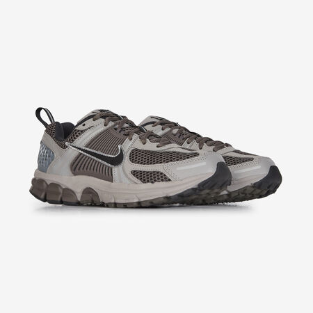 NIKE zoom vomero ZOOM VOMERO 5 BRUIN/ZWART JUNIOR