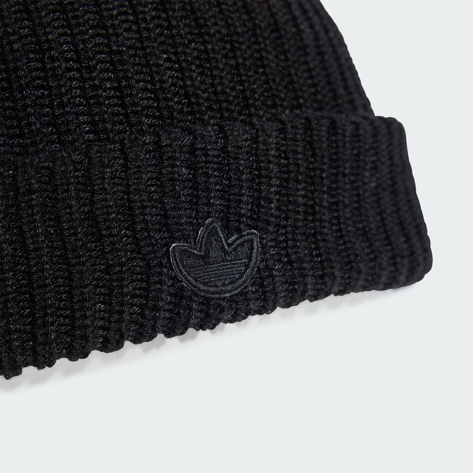 Adidas deals short beanie