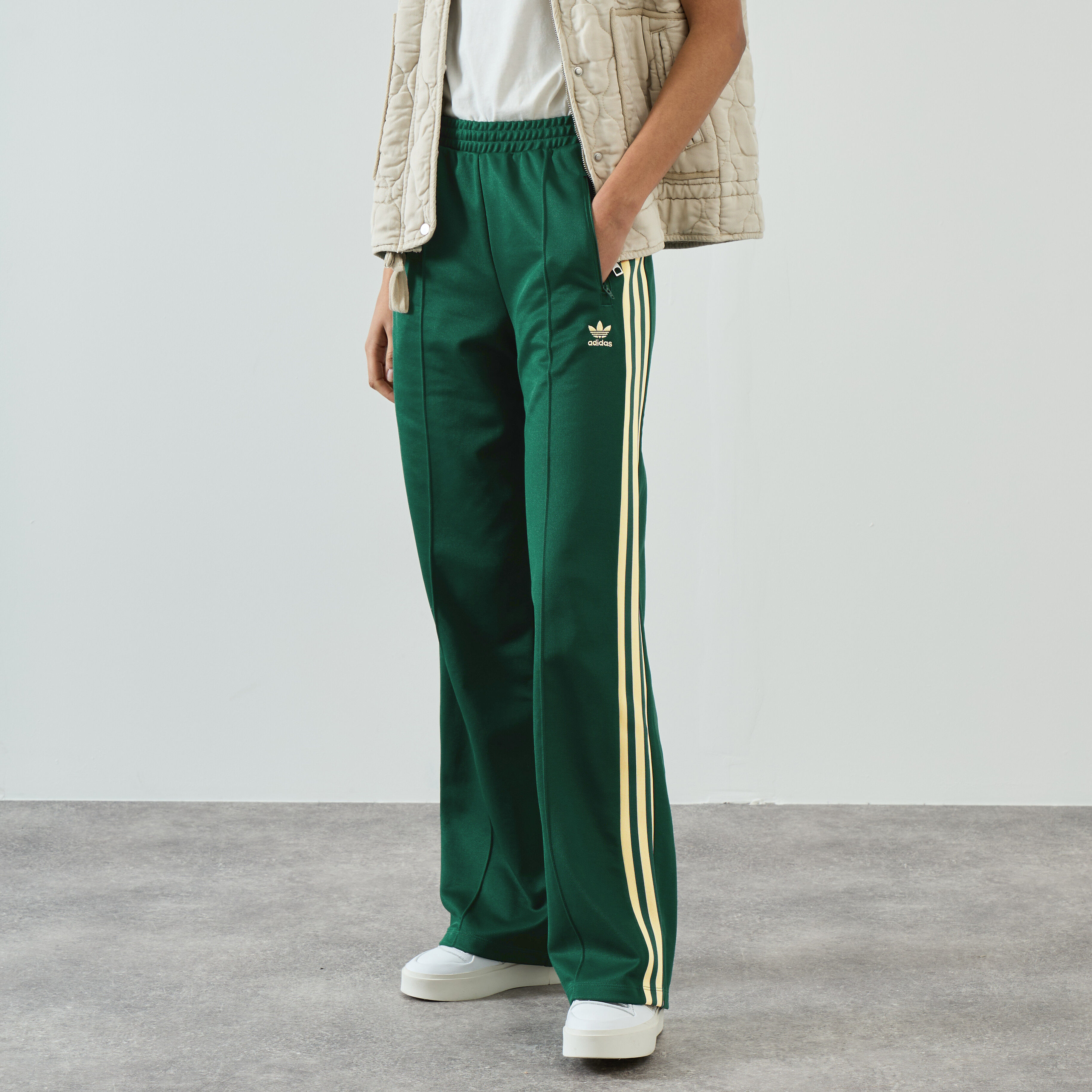 Adidas originals outline jersey joggers in green dh5792 hot sale