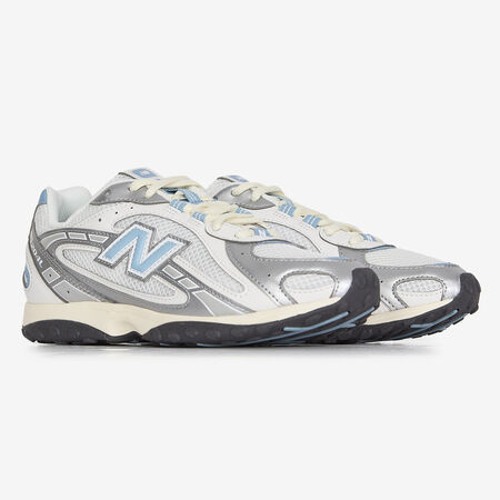 NEW BALANCE 204 WIT/BLAUW DAMES