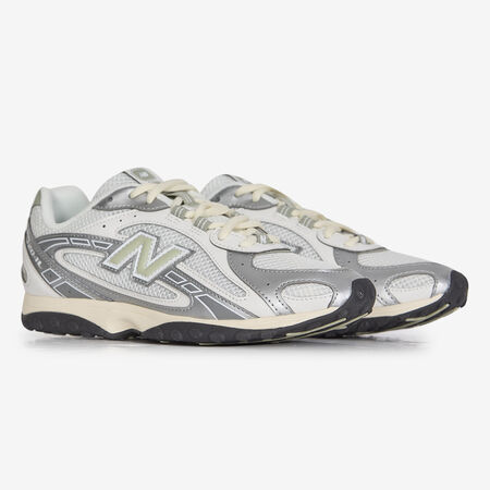 NEW BALANCE 204 WIT/GROEN DAMES