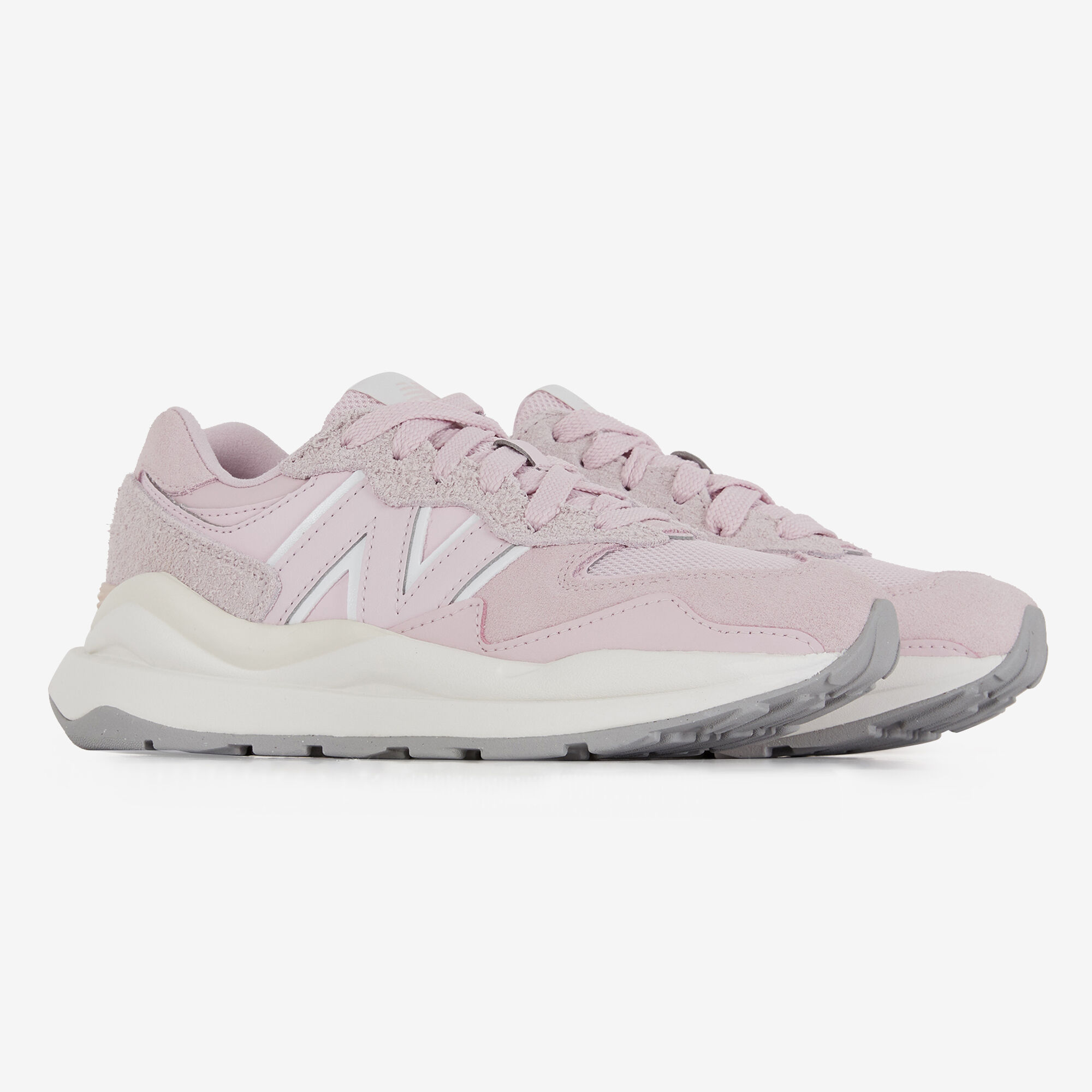 Sneakers en shoenen NEW BALANCE DAMES ROZE Trends 2024 Courir