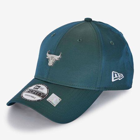 NEW ERA 9FORTY CHICAGO BULLS METAL LOGO GROEN HEREN