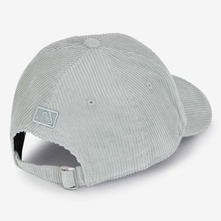 NEW ERA 9FORTY WOMEN NY CORDUROY MC GROEN DAMES