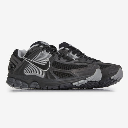 NIKE zoom vomero ZOOM VOMERO 5 ZWART/ZILVER HEREN