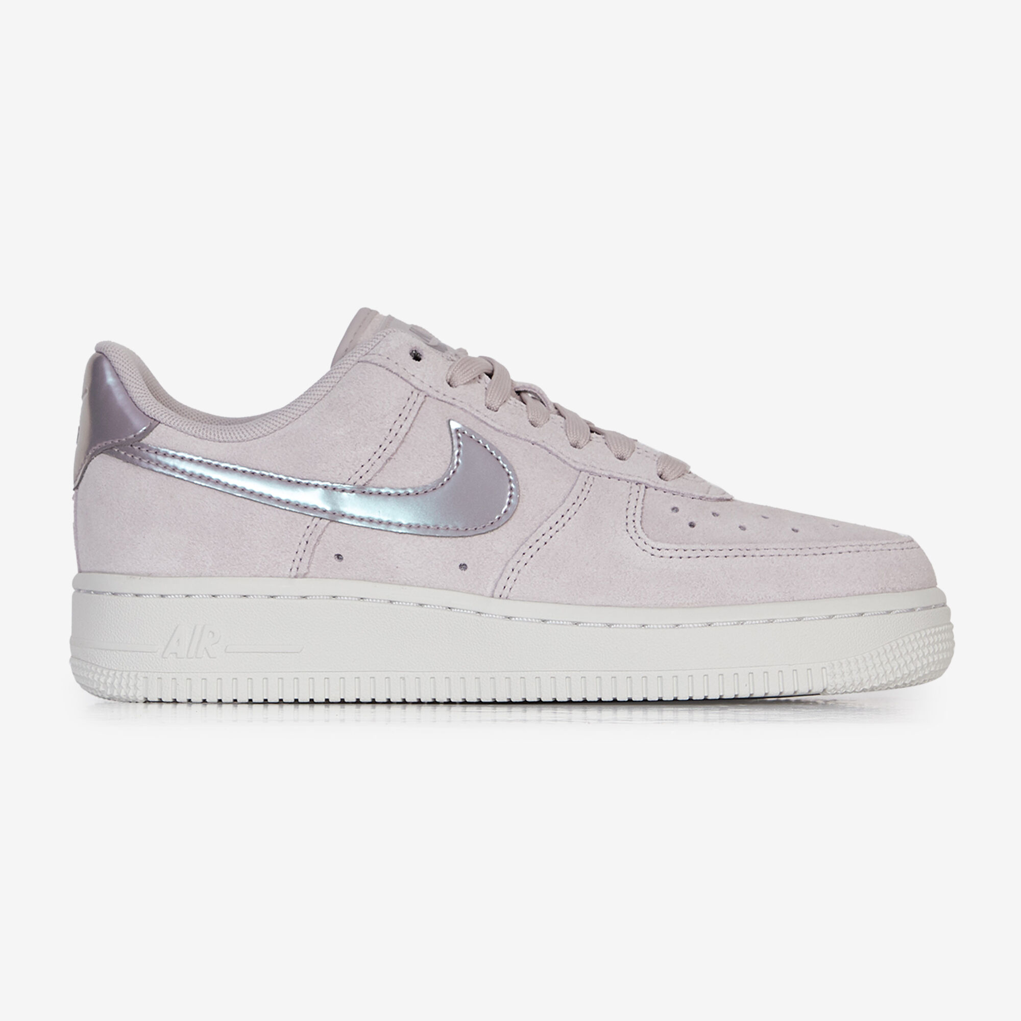 NIKE AIR FORCE 1 07 PAARS SNEAKERS DAMES Courir
