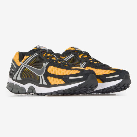 NIKE zoom vomero ZOOM VOMERO 5 ZWART/ORANJE HEREN