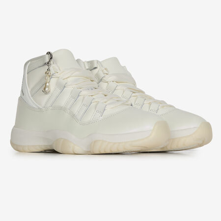 JORDAN AIR JORDAN 11 RETRO BEIGE DAMES