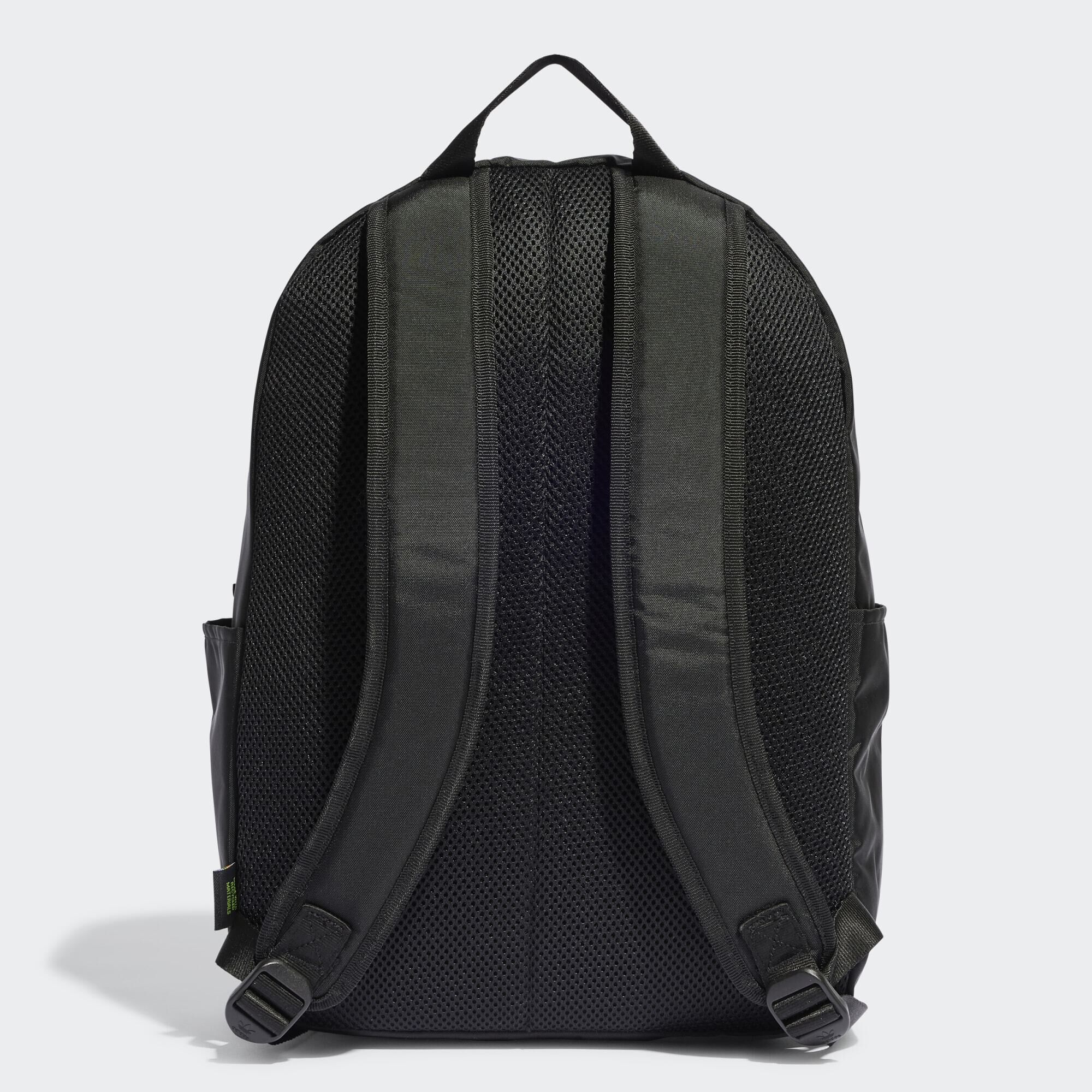 PREMIUM ESSENTIALS BACKPACK