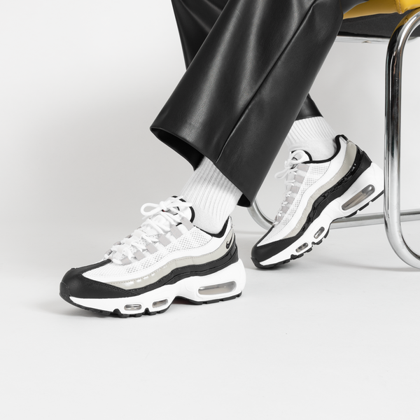 Nike air max 95 zwart wit dames hotsell