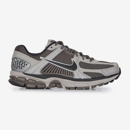 NIKE ZOOM VOMERO 5 BRUIN/BEIGE HEREN