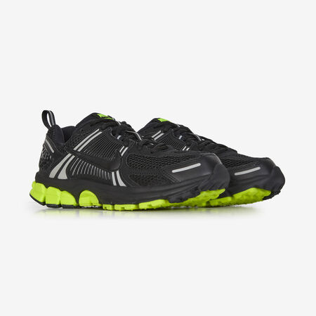NIKE zoom vomero ZOOM VOMERO 5 ZWART/GEEL JUNIOR