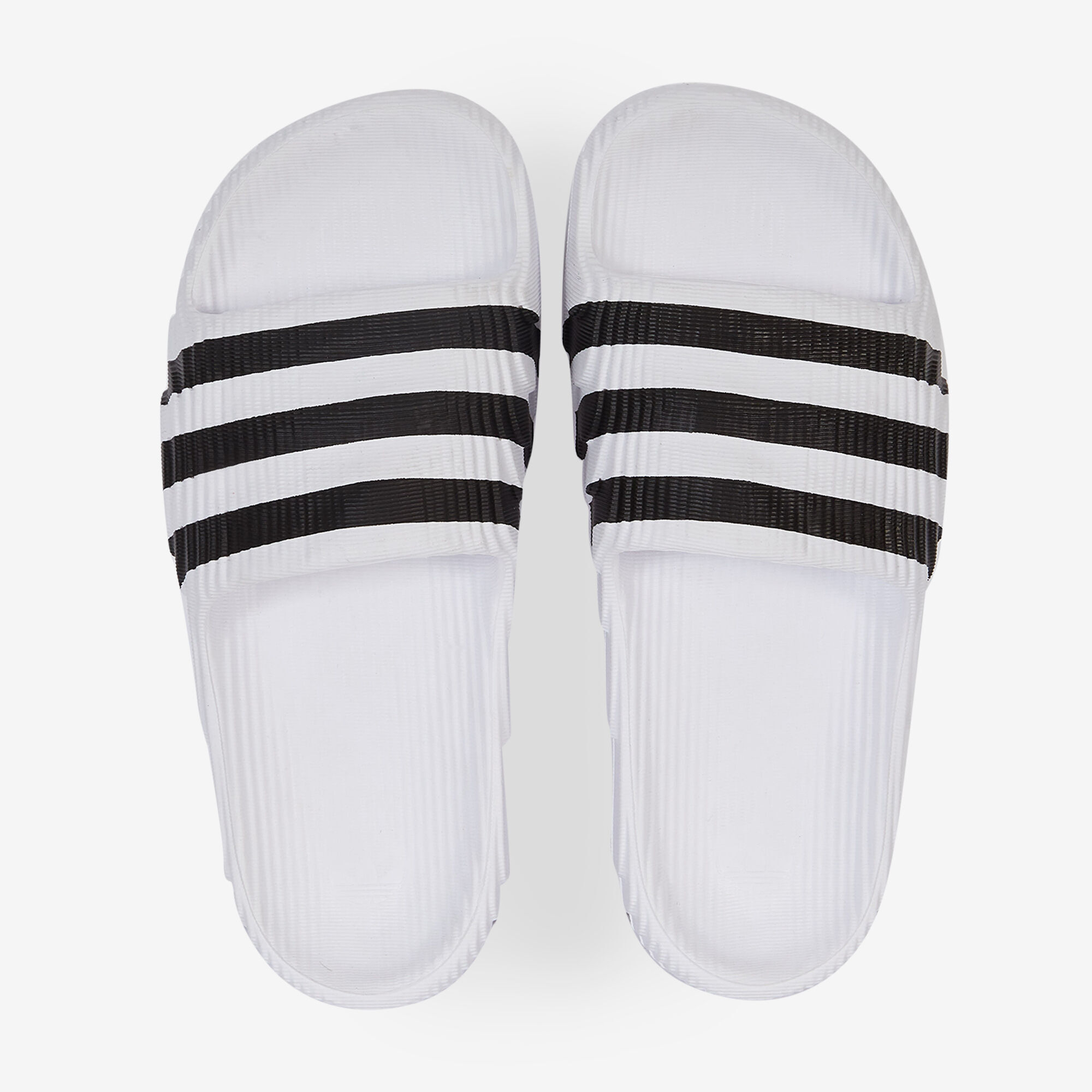 ADIDAS ORIGINALS ADILETTE 22 WIT ZWART ZOMER HEREN Courir