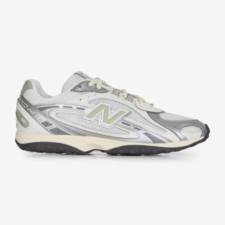 NEW BALANCE 204 WIT/GROEN DAMES