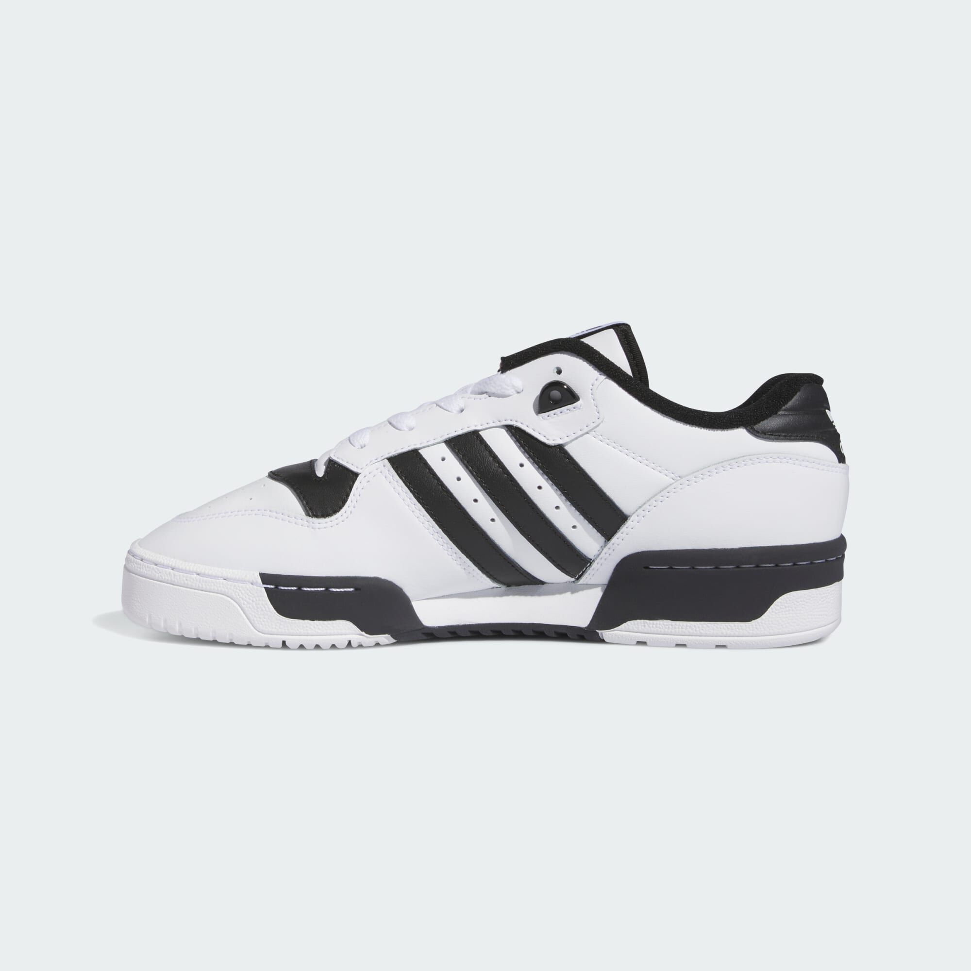 Adidas originals rivalry hot sale low sneakers in white