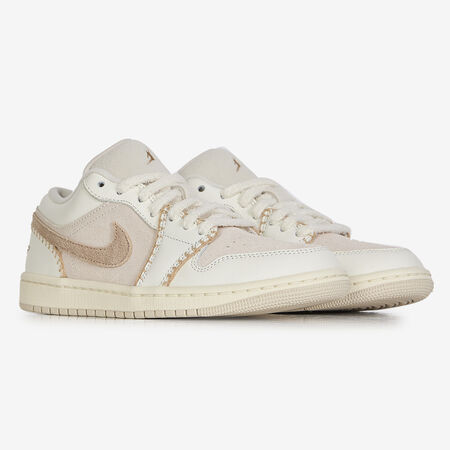 JORDAN AIR JORDAN 1 LOW FUR BEIGE/WIT DAMES