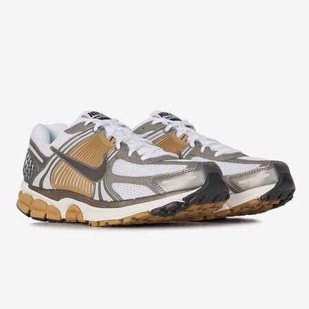 NIKE zoom vomero ZOOM VOMERO 5 KAKI/ZILVER HEREN
