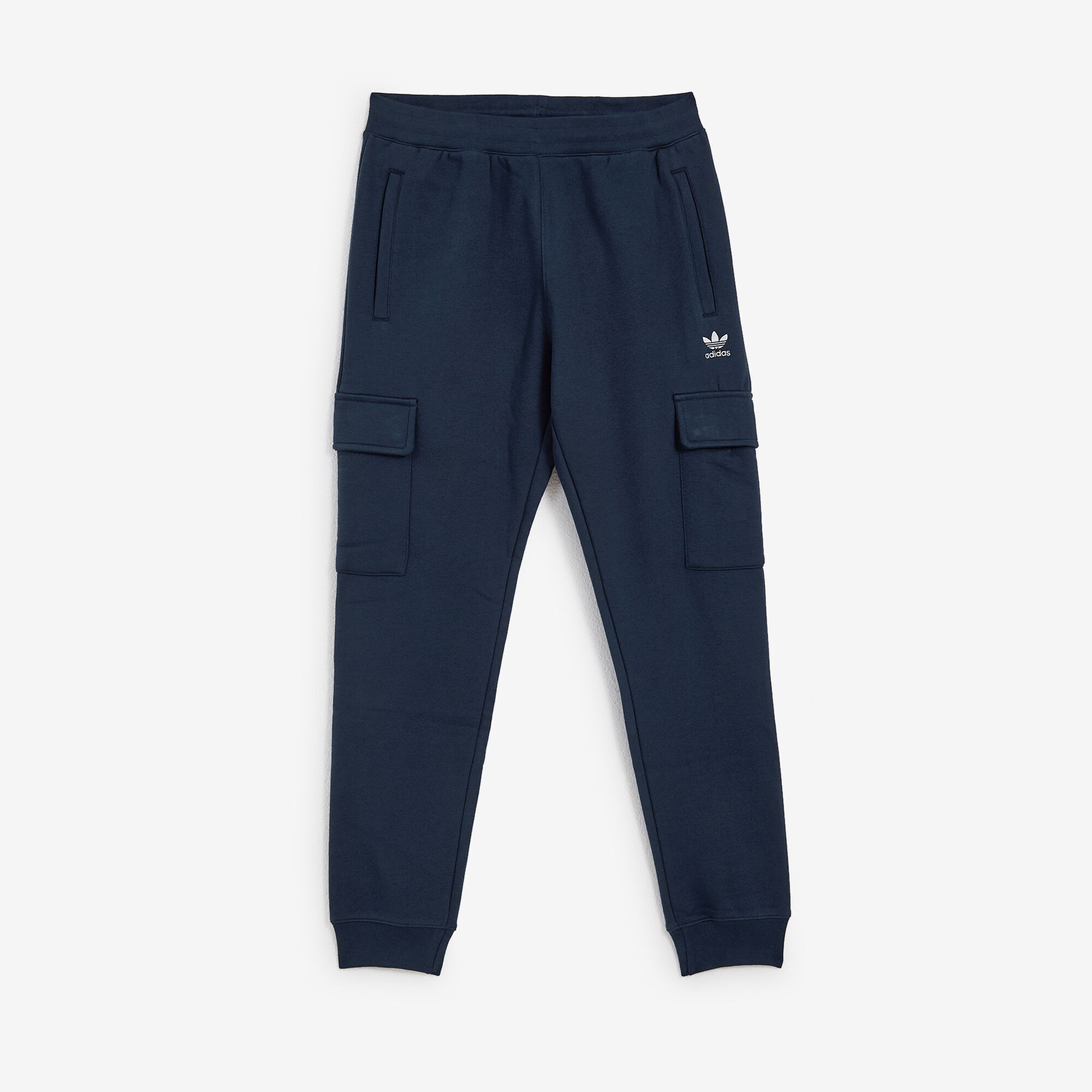 ADIDAS ORIGINALS PANT JOGGER CARGO TREFOIL ESSENTIAL MARINEBLAUW BROEK HEREN Courir