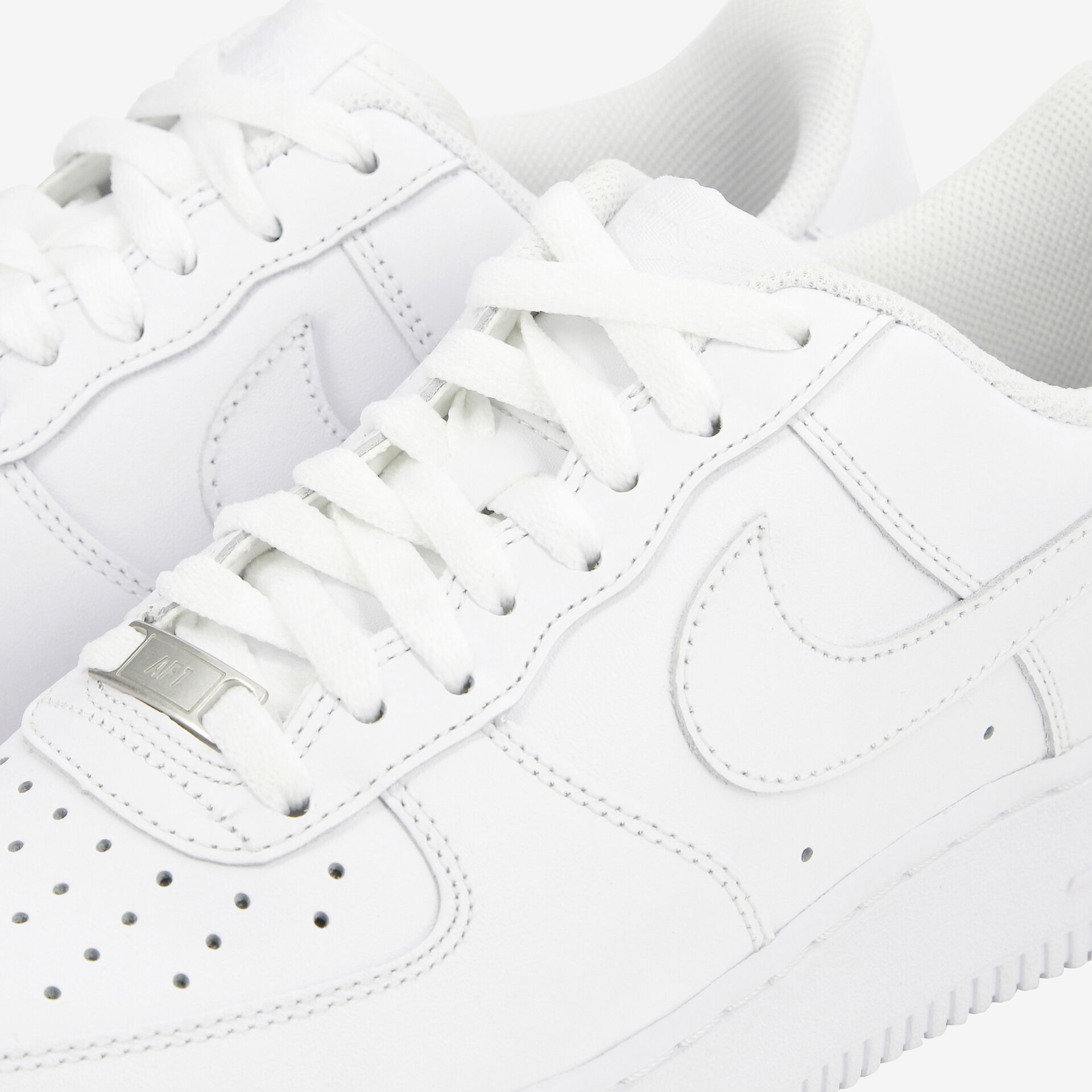 nike air force 1 low id winter white