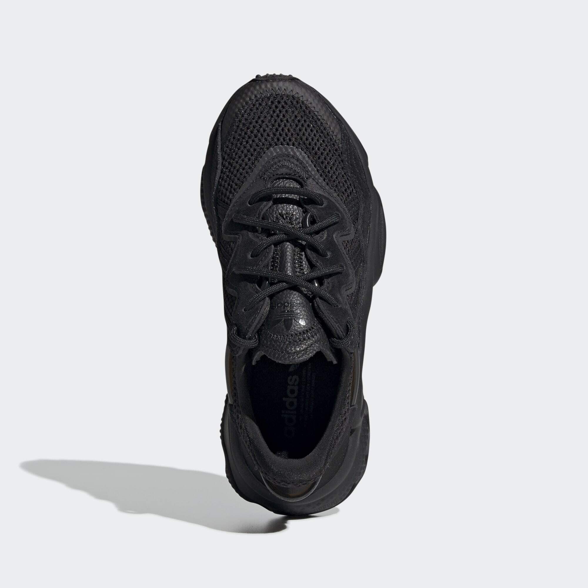 ADIDAS ORIGINALS OZWEEGO ZWART SNEAKERS KINDEREN Courir
