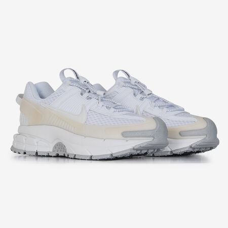 NIKE ZOOM VOMERO ROAM WIT HEREN