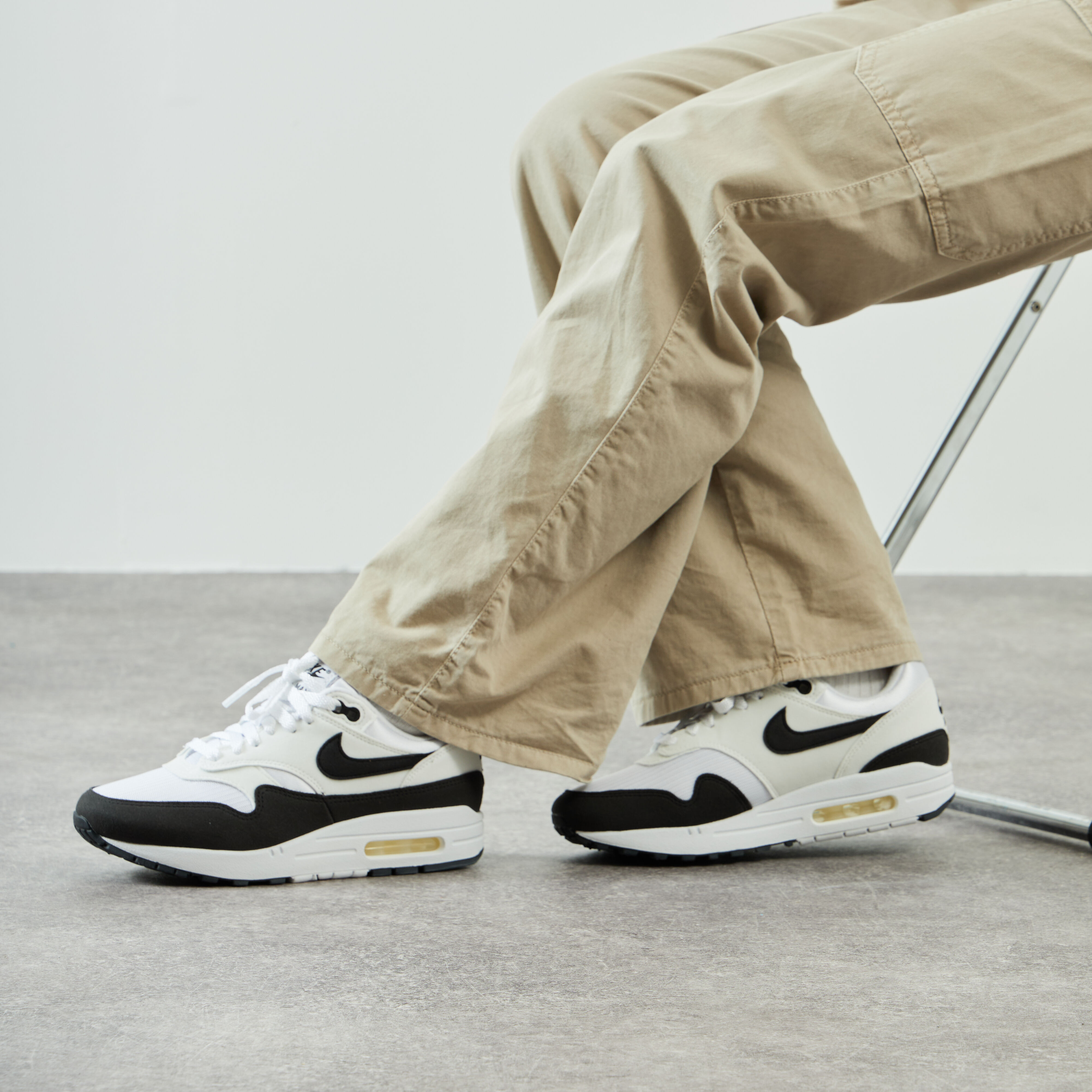 NIKE AIR MAX 1 WIT ZWART SNEAKERS DAMES Courir