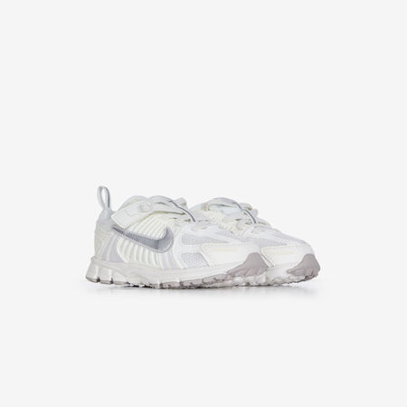 NIKE zoom vomero VOMERO 5 CF BEIGE/ZILVER BABY