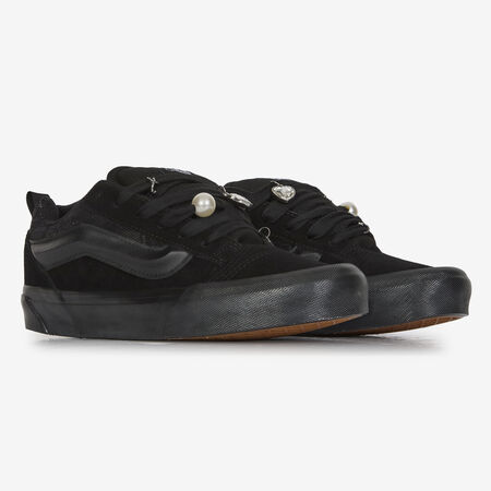VANS knu skool KNU SKOOL CHARMS NOIR ZWART DAMES