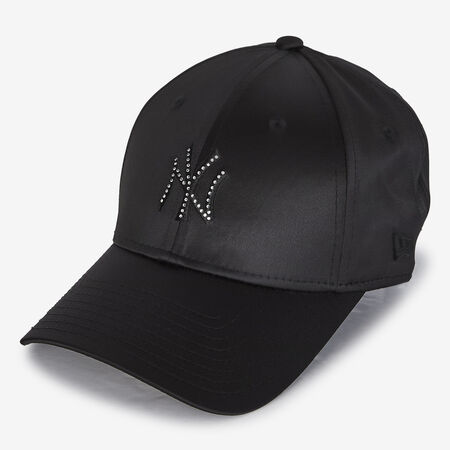 NEW ERA 9FORTY WOMEN NY SATIN RHINESTONE LOGO ZWART DAMES