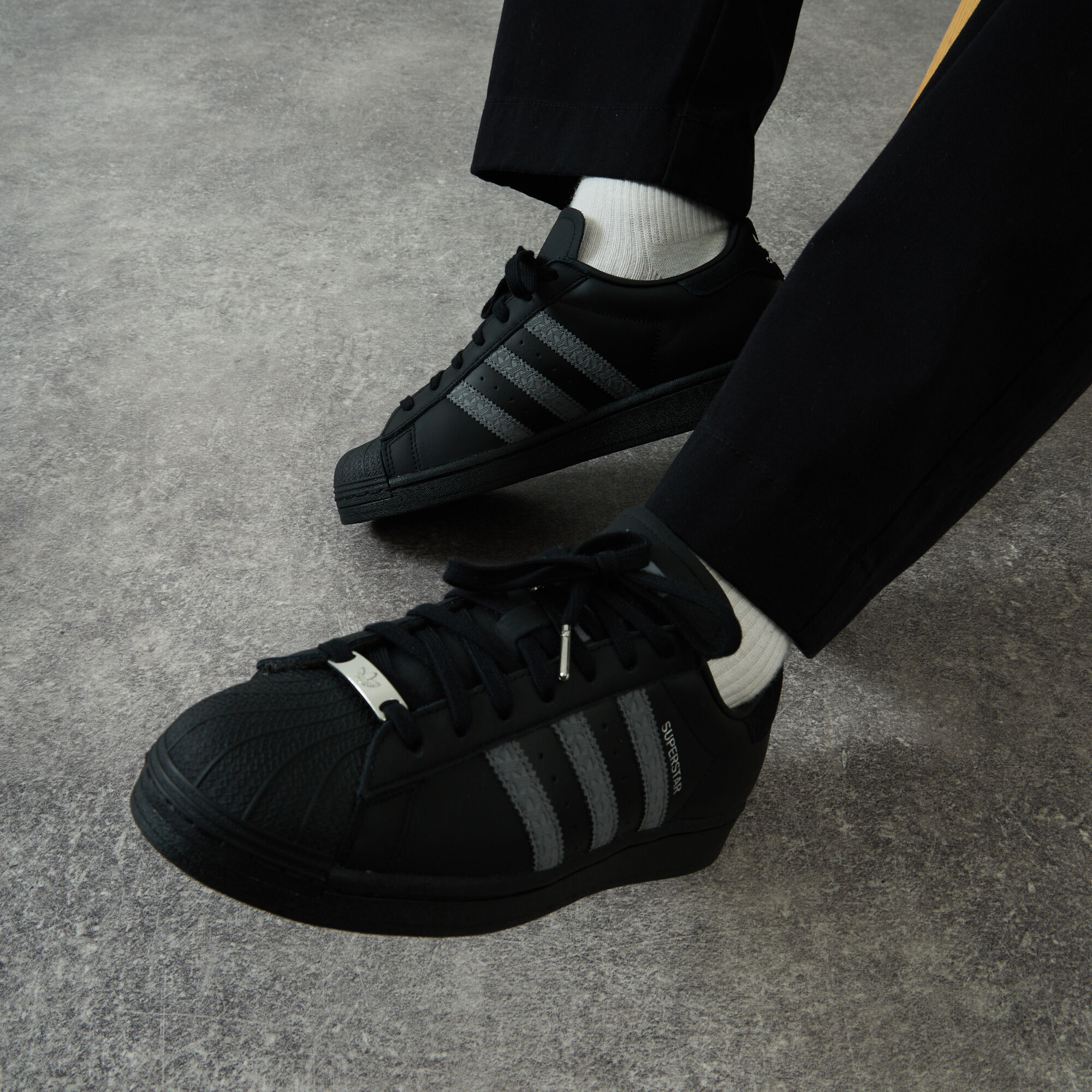 SUPERSTAR MONOGRAM