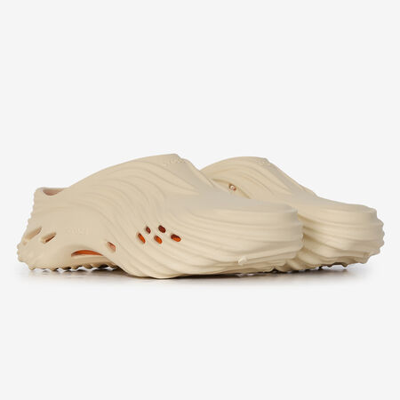 CROCS ECHO WAVE BEIGE DAMES