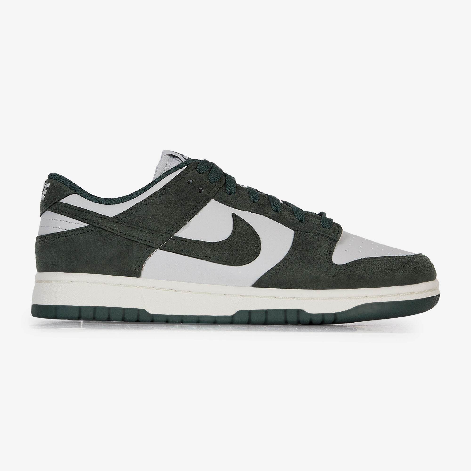 Sneakers en shoenen NIKE DAMES GROEN Trends 2024 Courir