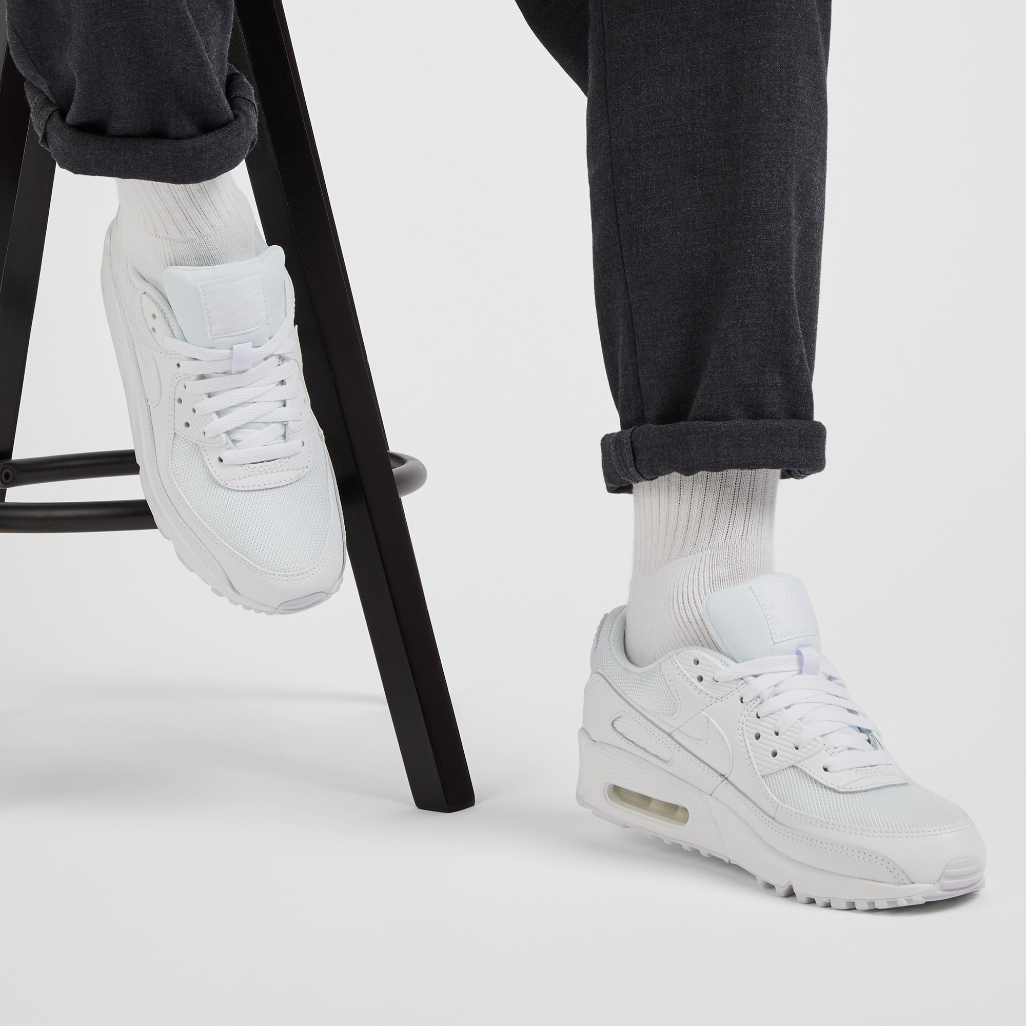 white nike air max 9