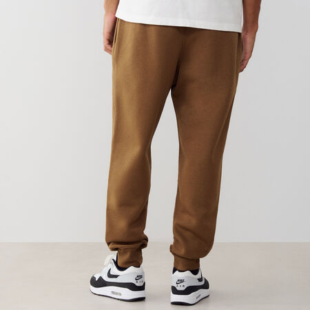 NIKE PANT JOGGER CLUB BRUIN/WIT HEREN