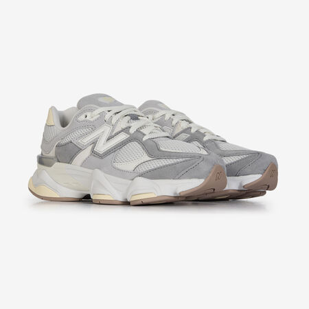 NEW BALANCE 9060 9060 GRIJS/BEIGE JUNIOR