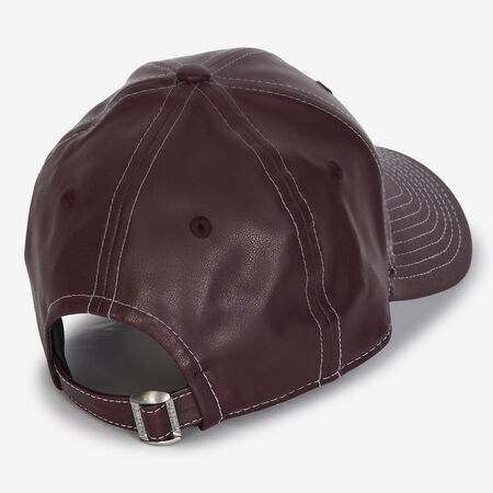 NEW ERA 9FORTY WOMEN NY TOPSTITCH PU BORDEAUXROOD/WIT DAMES