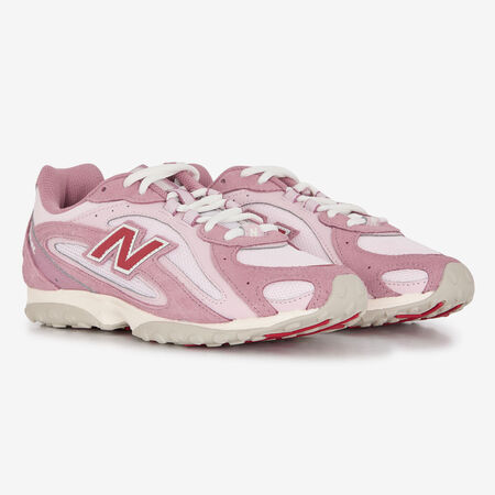 NEW BALANCE 204 204 ROZE/WIT DAMES