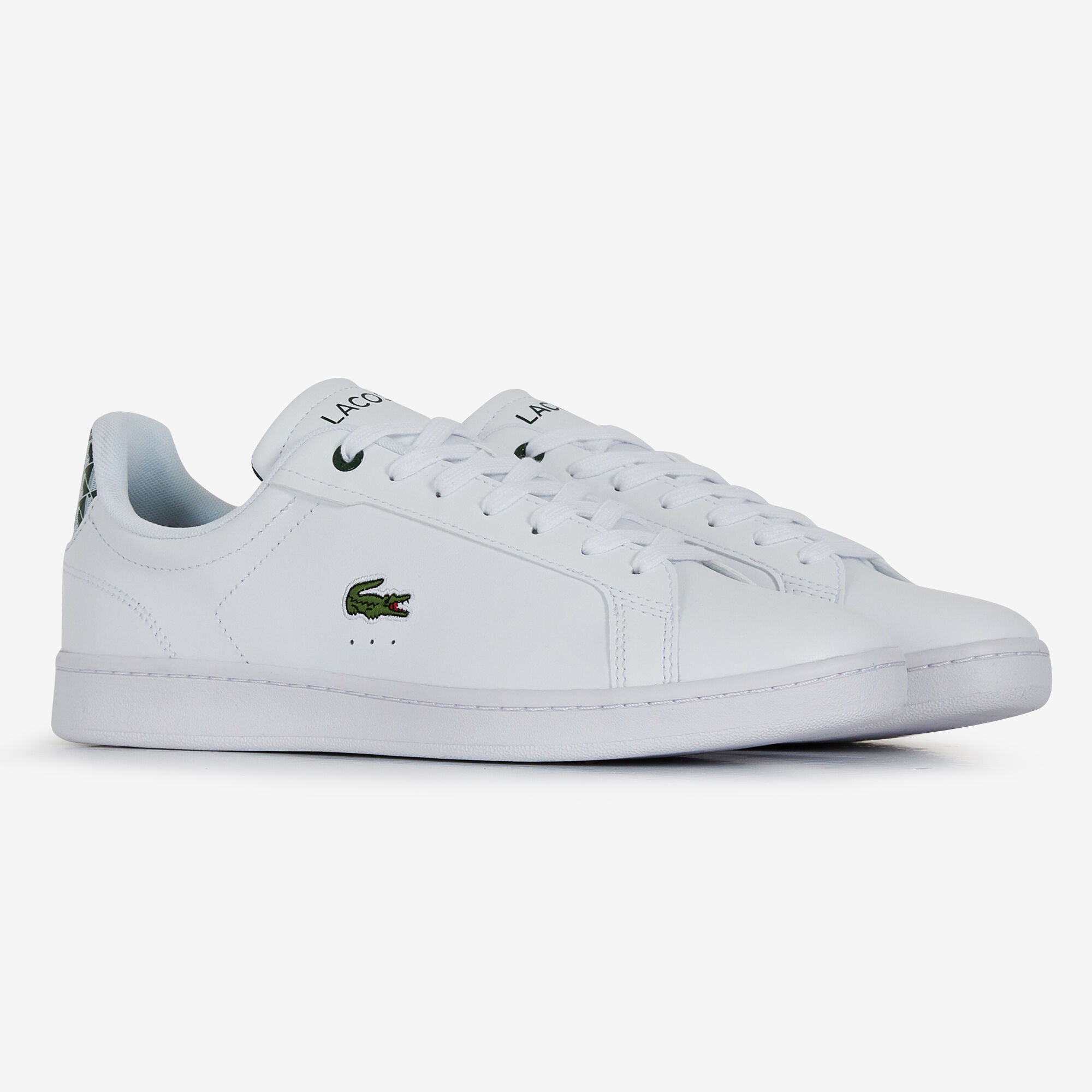 Sneakers en baskets LACOSTE in Promotie Courir