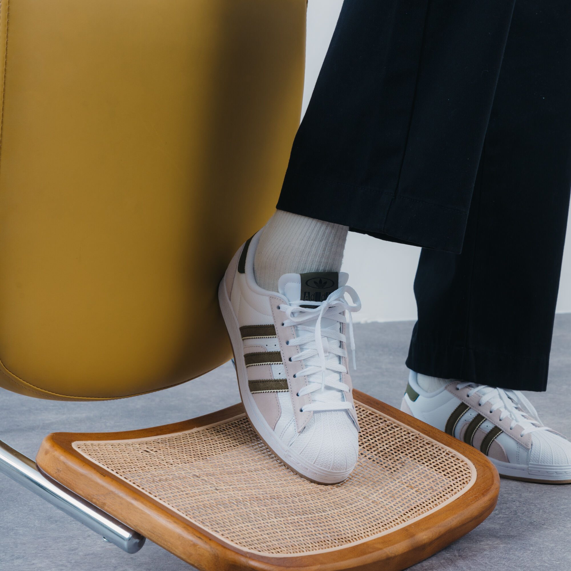 Adidas superstar homme courir hotsell