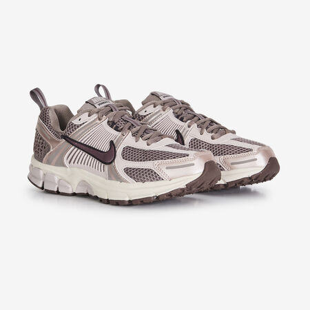 NIKE zoom vomero ZOOM VOMERO 5 BRUIN/BEIGE JUNIOR