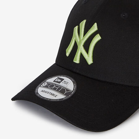 NEW ERA 9FORTY NY LEAGUE ESSENTIAL ZWART/GEEL HEREN